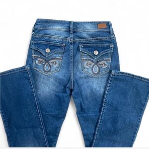 Seven7 Boot Cut Jeans with Embroidered pockets